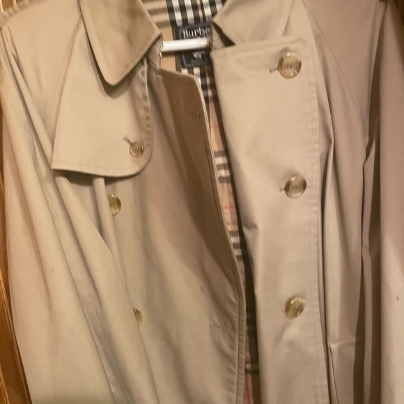 Burberry Men trench coat - Picture 6 of 7